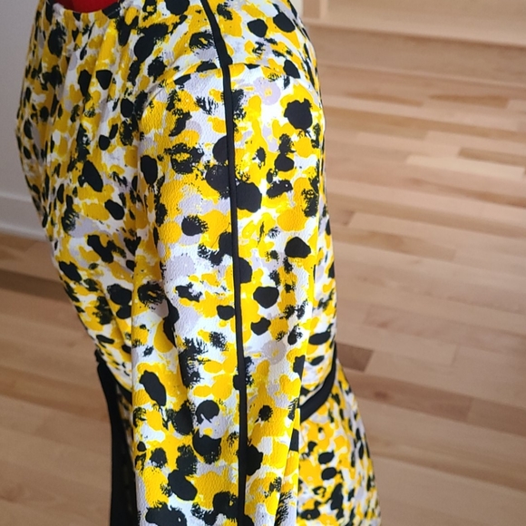 H&M yellow and black print dress - Picture 4 of 8